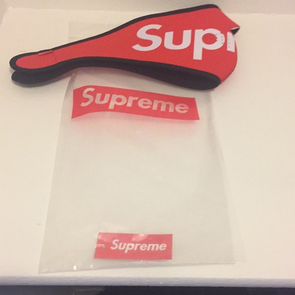 Supreme ski mask - Picture 1 of 2